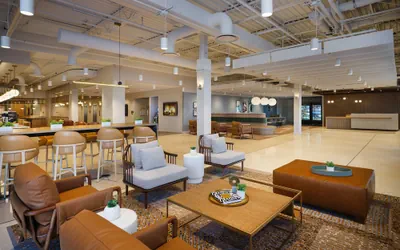 Photo 2 - Holiday Inn Chicago O'Hare – Rosemont by IHG