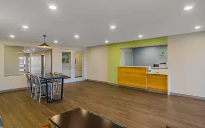 Photo 5 - Woodspring Suites Jacksonville Orange Park