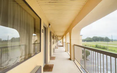 Photo 4 - Deerfield Inn By Capital O Blytheville AR I55