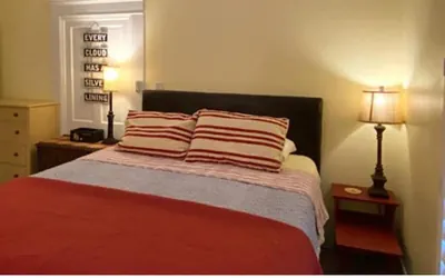 Photo 2 - College Inn Bed and Breakfast