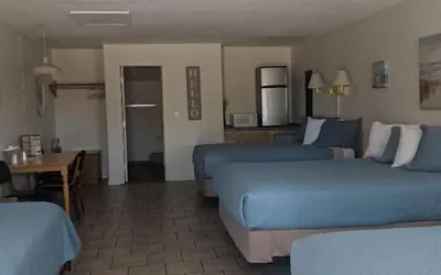Photo 5 - Little Daisy Motel