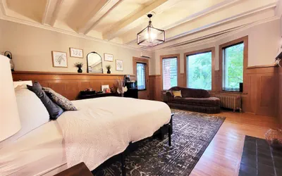 Photo 3 - Historic GG Barnum Mansion by Heirloom Boutique Collection