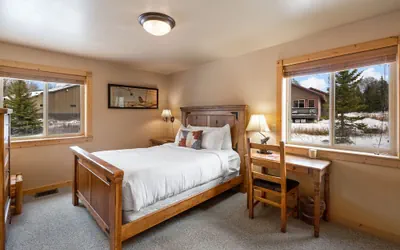 Photo 4 - Mule Deer Cabin