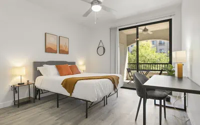 Photo 3 - CozySuites at Glendale