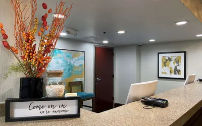 Photo 3 - The Addison Hotel, SureStay Collection by Best Western