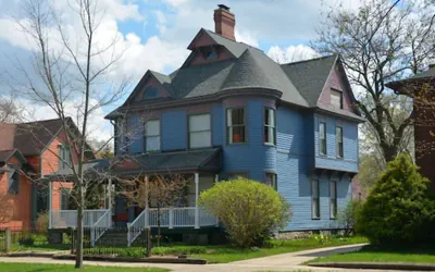 Art and Lodging