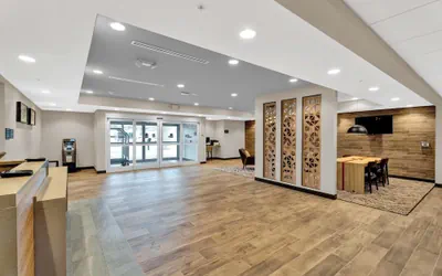 Photo 3 - Candlewood Suites Detroit - Auburn Hills by IHG