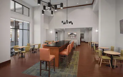 Photo 3 - Hampton Inn & Suites Lynchburg
