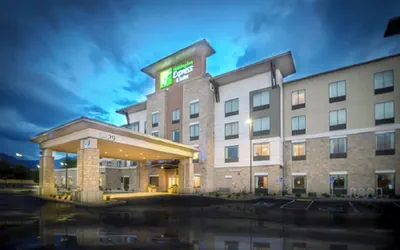 Photo 2 - Holiday Inn Express & Suites Salt Lake City South - Murray by IHG