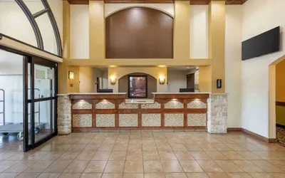 Photo 5 - Best Western Plus Sikeston I-55