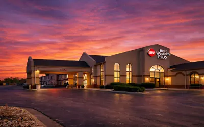 Photo 2 - Best Western Plus Sikeston I-55