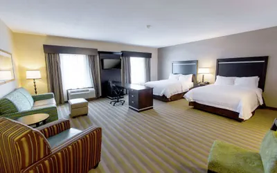 Photo 4 - Hampton Inn & Suites Toledo/Westgate