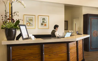 Photo 2 - Ayres Hotel Orange
