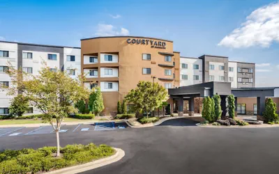 Photo 2 - Courtyard by Marriott Columbus Phenix City