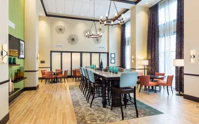 Photo 4 - Hampton Inn & Suites Philadelphia Montgomeryville