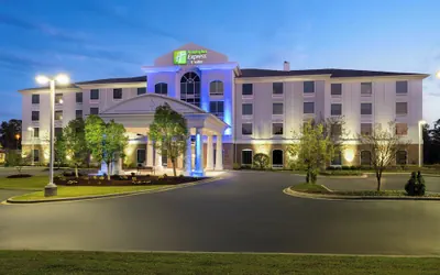 Holiday Inn Express & Suites Aiken by IHG
