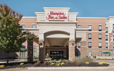 Photo 2 - Hampton Inn & Suites Mishawaka/South Bend at Heritage Square