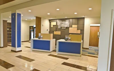 Holiday Inn Express & Suites Monroe by IHG