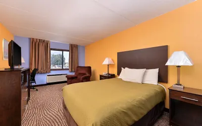 Photo 5 - Americas Best Value Inn Clear Lake