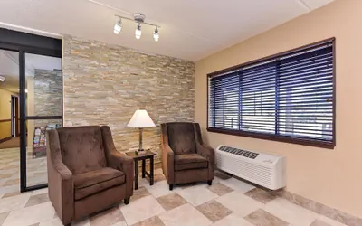 Photo 3 - Americas Best Value Inn Clear Lake