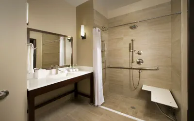 Photo 5 - Holiday Inn Express & Suites Waco South by IHG