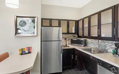 Photo 5 - Staybridge Suites Plano North - Frisco by IHG