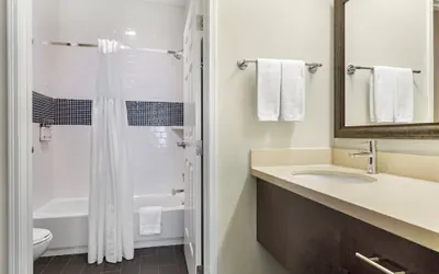 Photo 4 - Staybridge Suites Plano North - Frisco by IHG