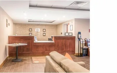 Photo 5 - Comfort Inn & Suites Brattleboro I-91