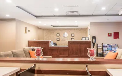 Photo 2 - Comfort Inn & Suites Brattleboro I-91