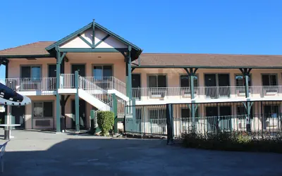 Photo 2 - Best Whittier Inn