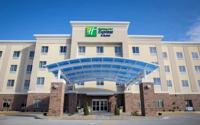 Photo 2 - Holiday Inn Express & Suites Edwardsville by IHG