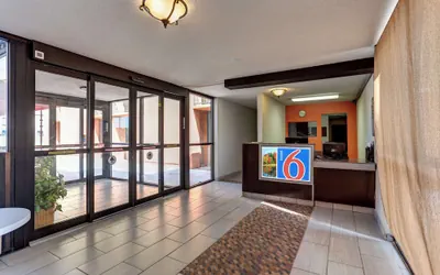 Photo 4 - Motel 6 Jackson, TN