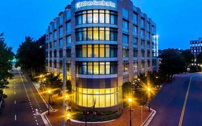 Hilton Garden Inn Alexandria Old Town National Harbor