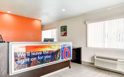 Photo 5 - Motel 6 Waco, TX - Lacy Lakeview