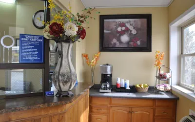 Photo 3 - Best Rest Inn