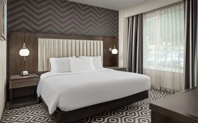 Photo 5 - Embassy Suites Portland/Hillsboro, Oregon