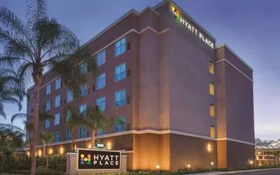 Photo 2 - Hyatt Place at Anaheim Resort/Convention Center