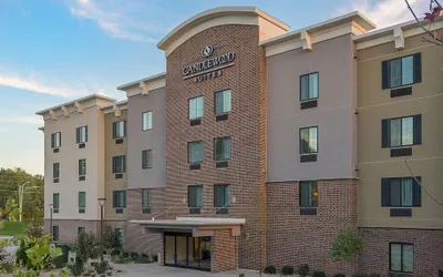 Photo 2 - Candlewood Suites Bloomington by IHG