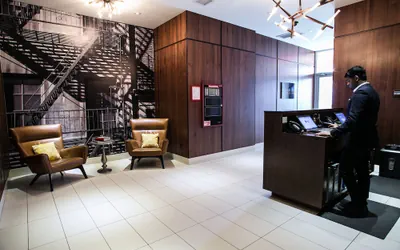 Photo 2 - Leon Hotel LES
