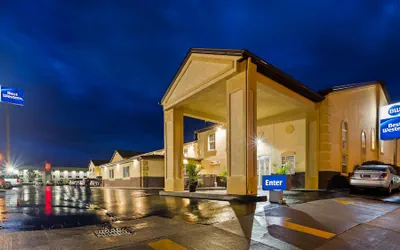 Photo 2 - Best Western Inn