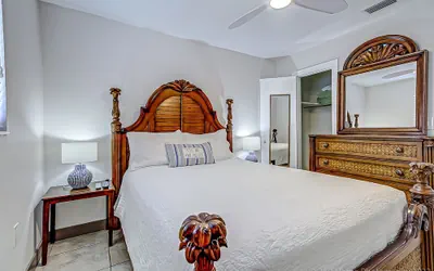 Photo 5 - Twins Inn & Apartments