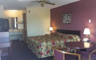 Photo 5 - First Western Inn