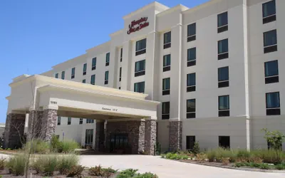 Photo 2 - Hampton Inn & Suites Gulfport I-10