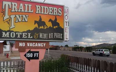 Photo 2 - Trail Rider's Inn