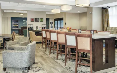 Photo 3 - Hampton Inn Philadelphia/Voorhees