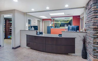 Photo 5 - Hawthorn Extended Stay by Wyndham Dickinson