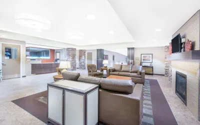 Photo 3 - Hawthorn Extended Stay by Wyndham Dickinson