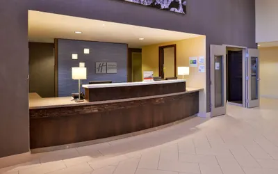 Photo 3 - Holiday Inn Express & Suites Page - Lake Powell Area by IHG