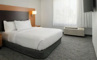 Photo 5 - TownePlace Suites by Marriott Lancaster, CA