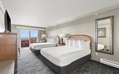 Photo 2 - Surf & Sand Lodge